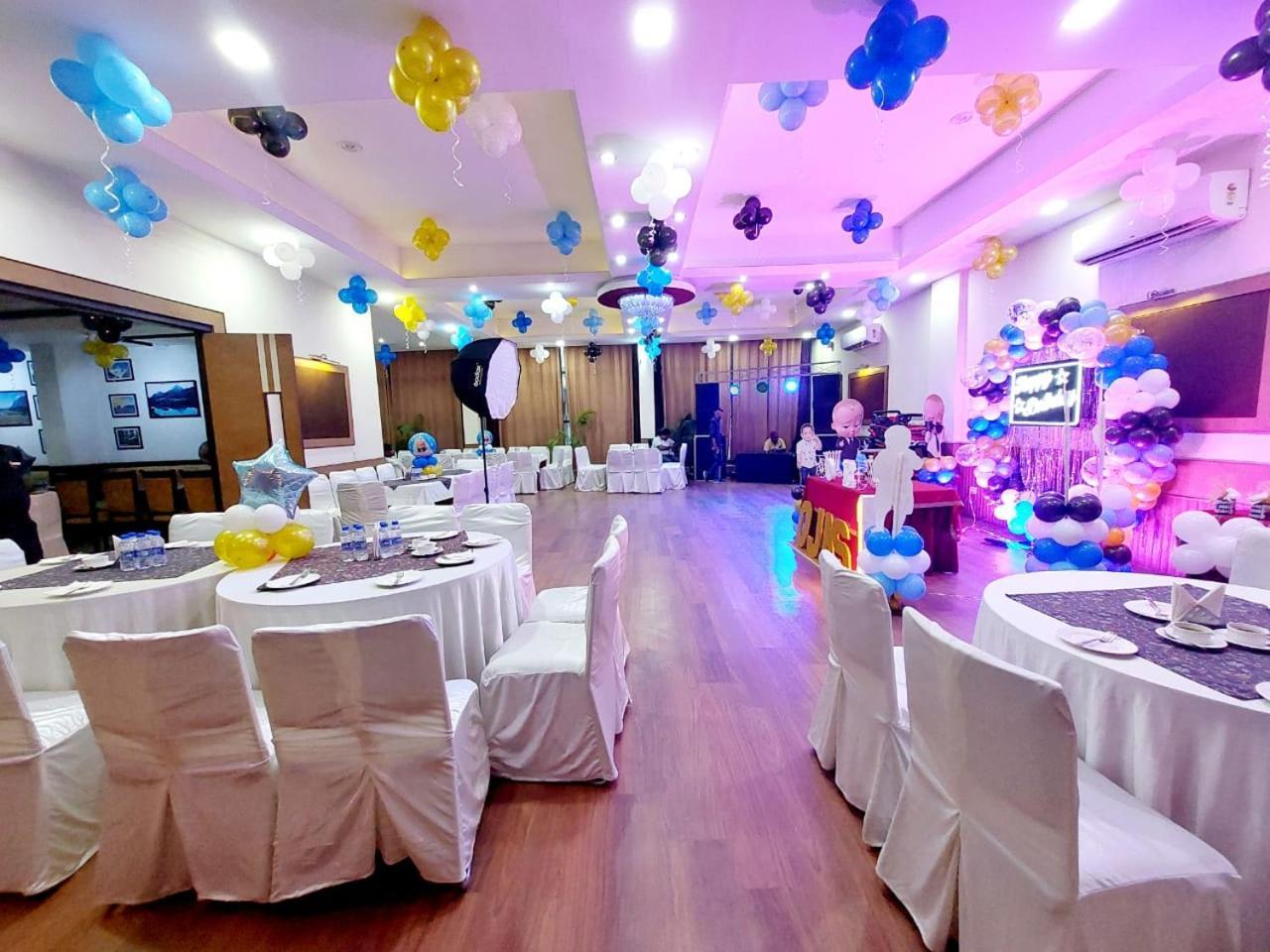 Hotel Mg Regency Baddi Esterno foto